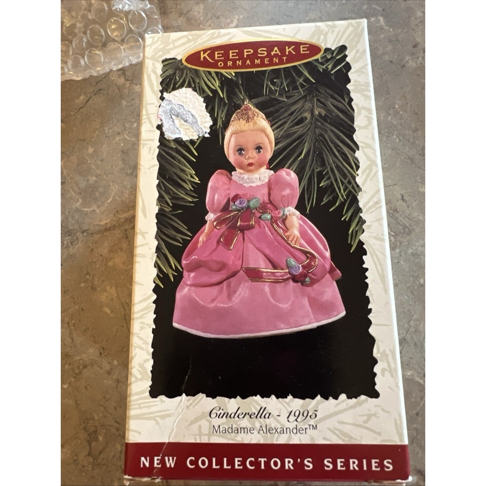 1995 Hallmark Keepsake Christmas Ornament Madame Alexander Cinderella